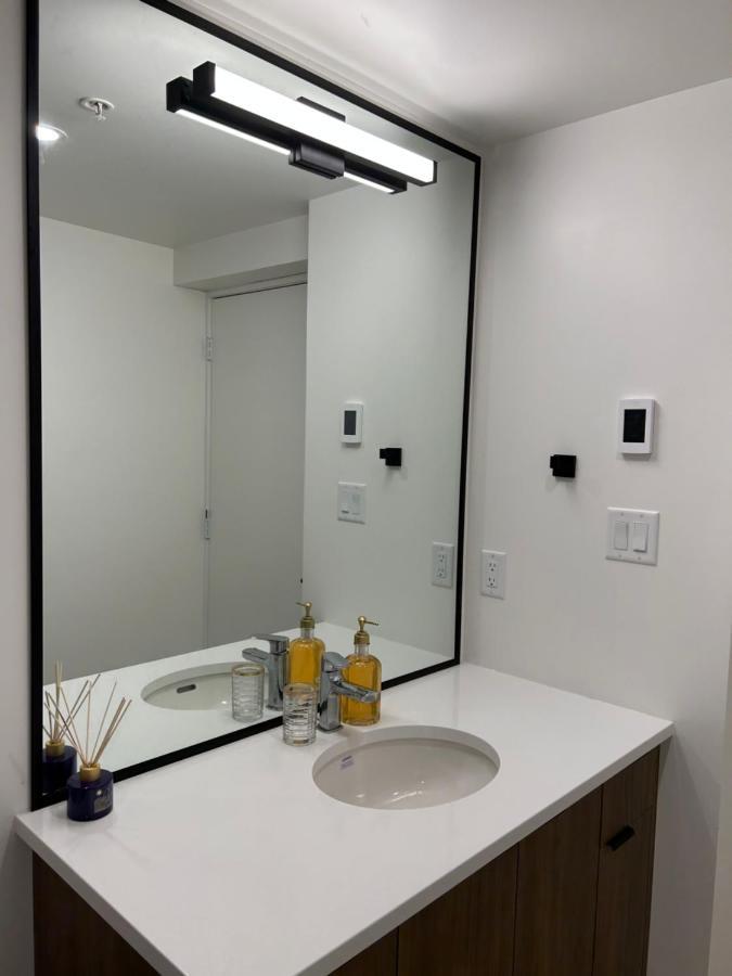 Victoria Private Studio Suite Colwood Exterior foto